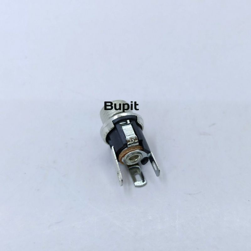 Socket Dc Female Besi