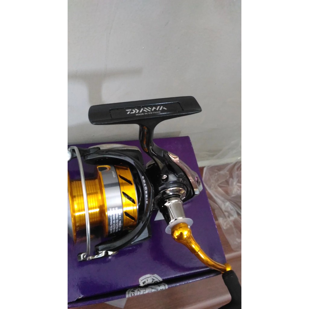 Reel Daiwa Revros 2500 H