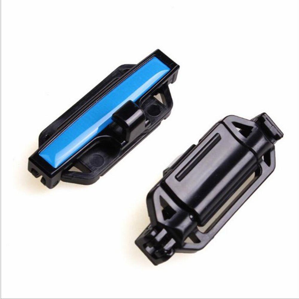 Chookyy 2pcs Belt Safety Adjuster Clip Auto Universal Adjustment Lock Meningkatkan Kenyamanan Socket Seatbelt Stopper