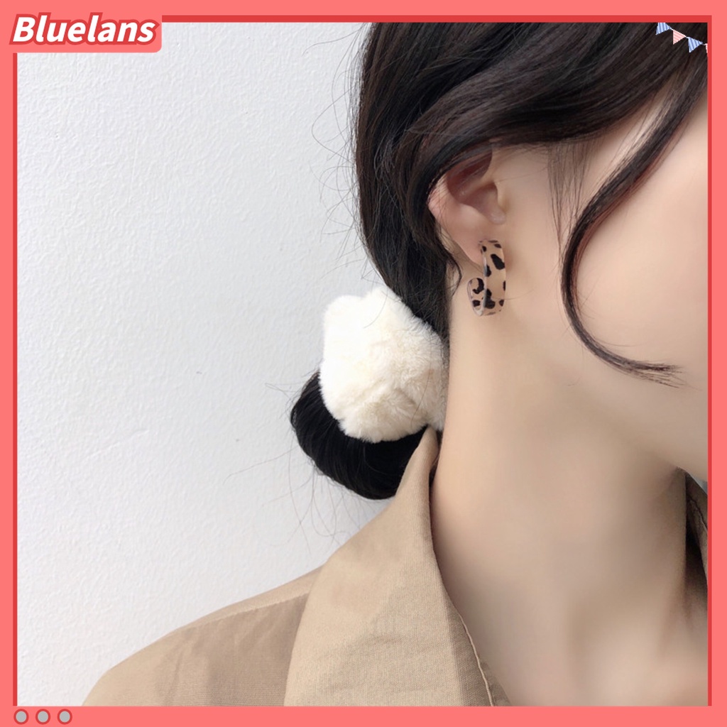 Anting Stud Panjang Bentuk Lingkaran Geometris Motif Print Leopard Bahan Resin Untuk Wanita