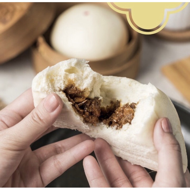 

RB (READY SIAP KIRIM) Bakpau A1 Babi Kecap - Bakpao A1 Babi Kecap- Bakpau A Satu Babi Kecap