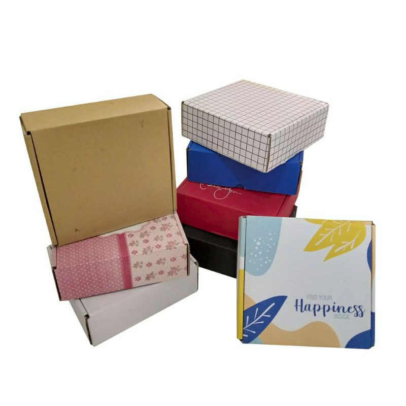 

Kardus Baju 22x22x8cm Karton/Polos/Hampers/Souvenir/Pizza/Brownies