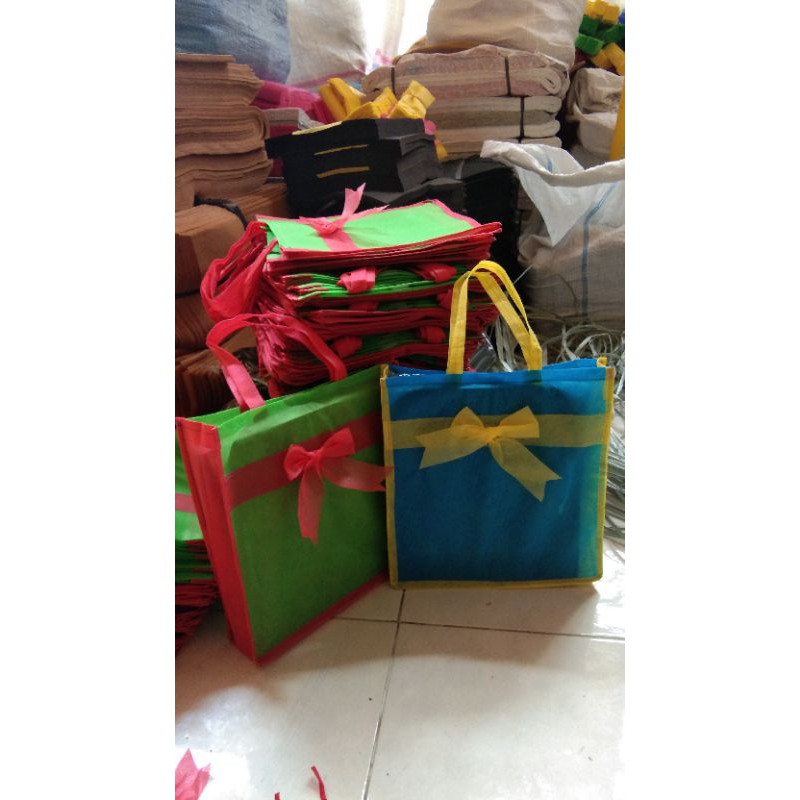 tas hajatan tempat kue dan minuman