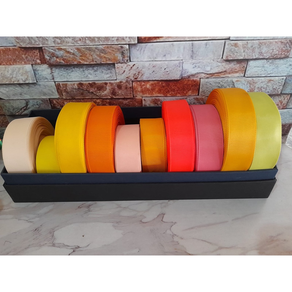

GM RB21 (perYARD) Pita Grossgrain polos KUNING SERIES 2,5cM