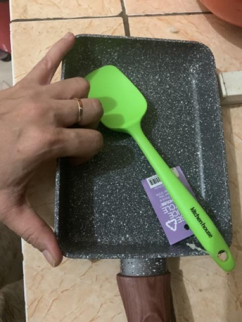 Cypruz Turner Sutil Spatula Sendok Saji Masak Oseng Osengan Pengaduk Silikon Fry Pan Wok