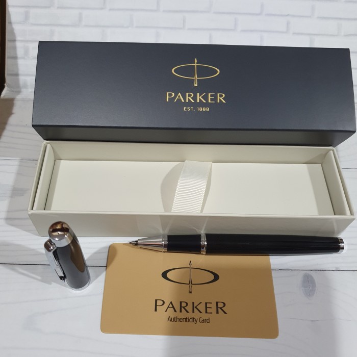 

Parker IM NEW BLACK CT RB HD TB (RollerBall Klip Silver) promo
