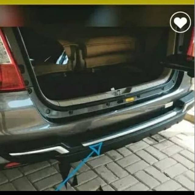 TANDUK BUMPER BELAKANG MOBIL INNOVA