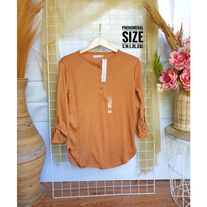 Kaos Wanita Lengan Panjang Phenomenal - Brand Matahari