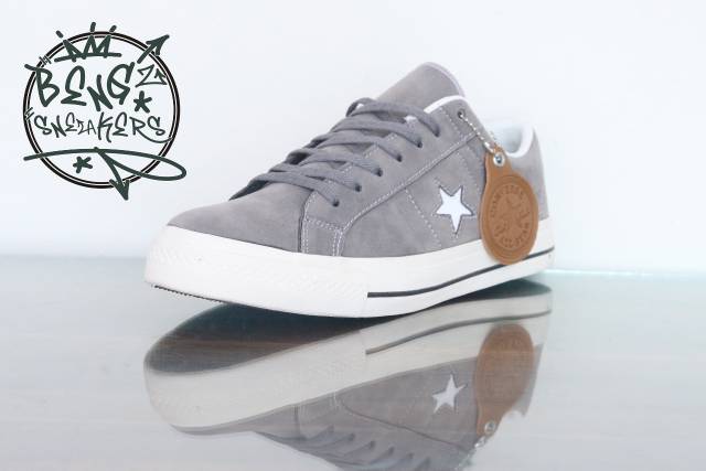 converse one star grey  suede