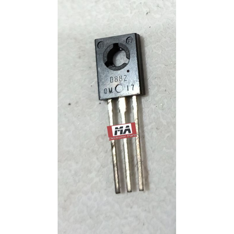 Transistor D882