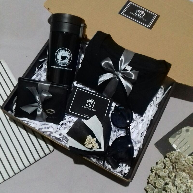 GIFT BOX COFFEE HITAM PUTIH HAMPERS COWOK BLACK SERIES KADO GREDUATION KADO WISUDA HADIAH ULANG TAHUN COWOK