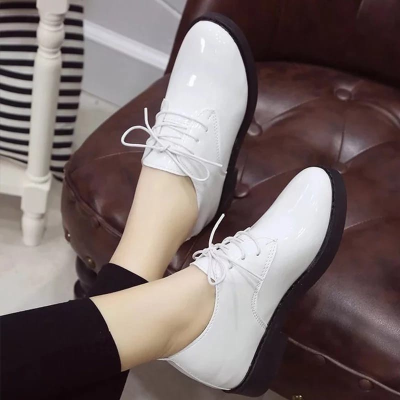 Sepatu Wanita Low Boots Oxford White Glosy JENN 003