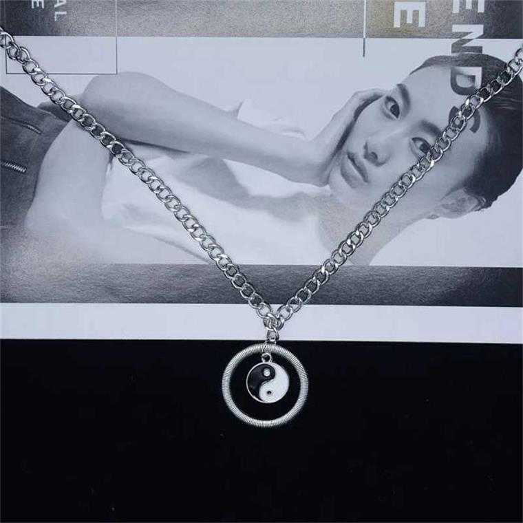 19101Trendy Alien Gossip Pendant Wild Necklace