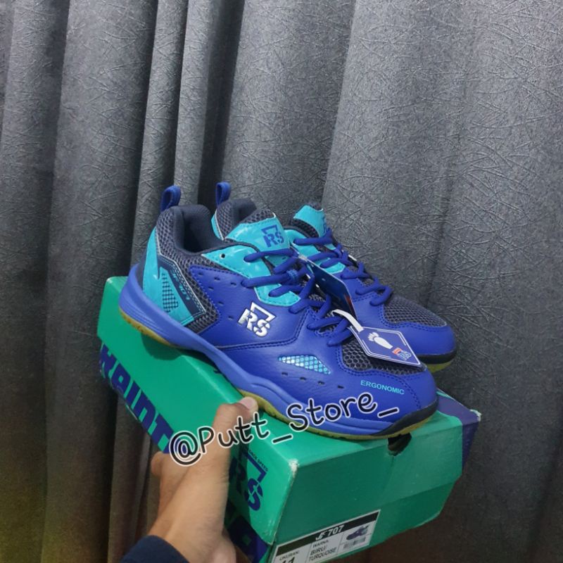 sepatu badminton Rs original