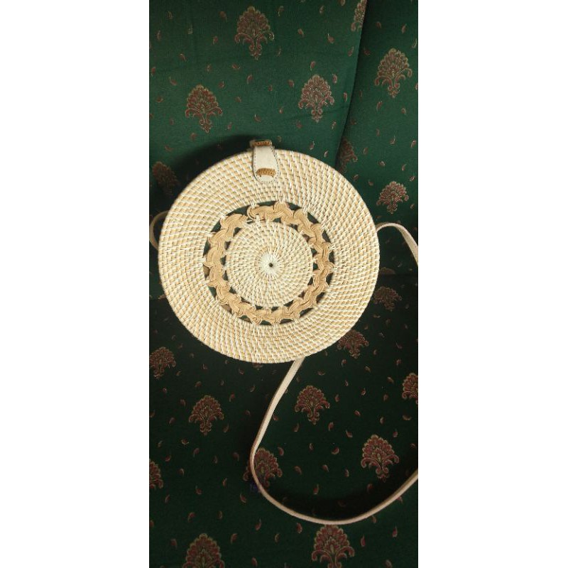 Tas Rotan Bulat selempang