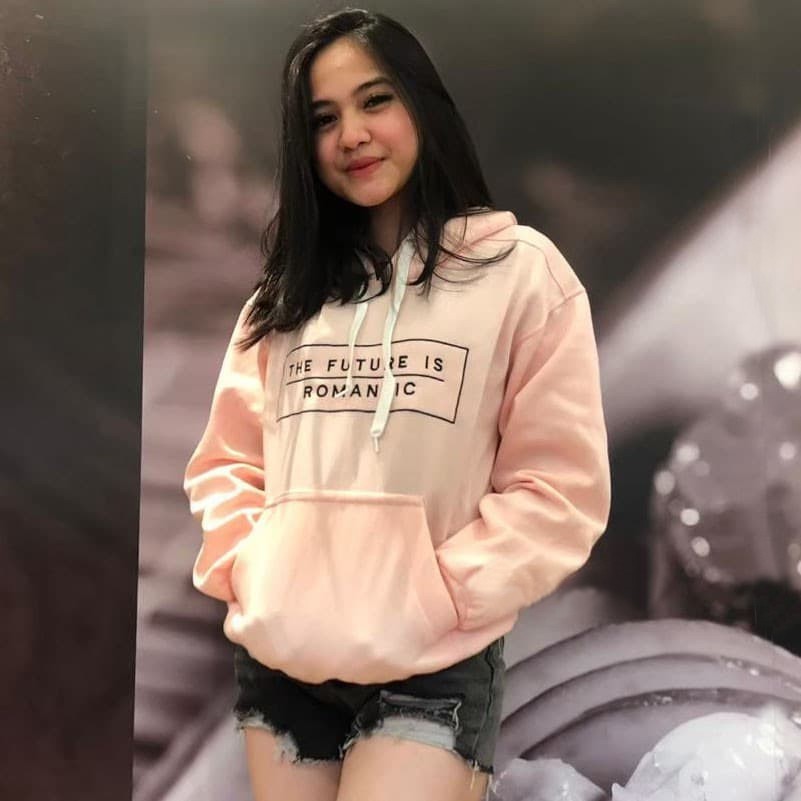 FenishaStore Sweater Hoodie Jumper Wanita The Future is Romantic