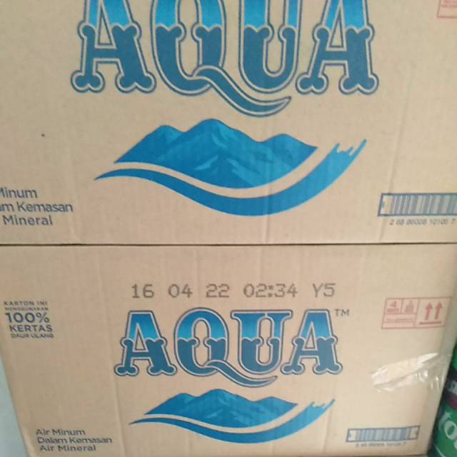 

AQUA botol 600ml khusus gojek