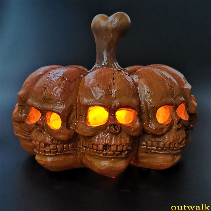 Lampu Lentera Luminous Bentuk Labu Tengkorak Bahan Resin Untuk Dekorasi Halloween