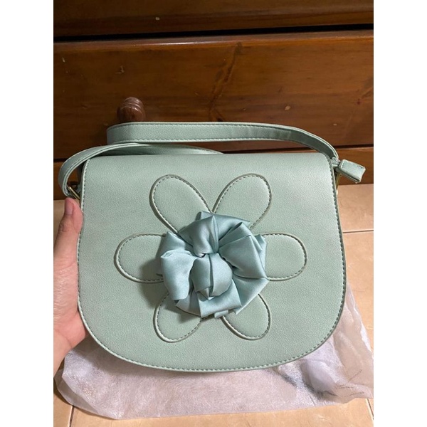 Sling Bag - Les Femmes