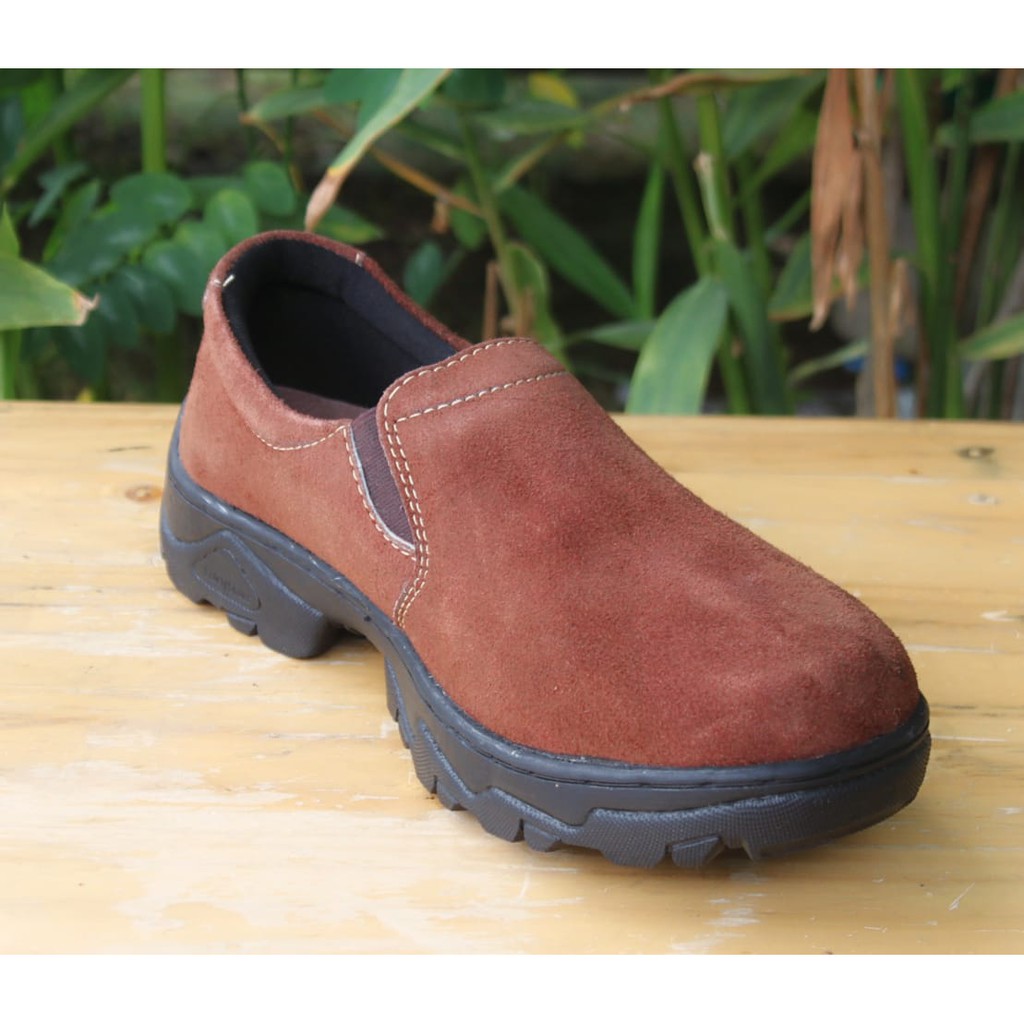 Sepatu Kulit Asli Kasual Pria Rasheda 011  Big Size