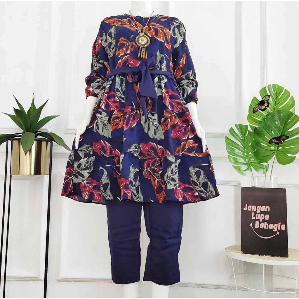 MOTIF LONGSET JANDA BOLONG