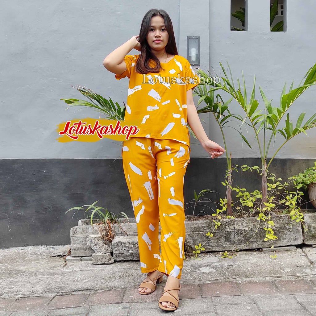 Babydoll Setelan Panjang Cowton Kayu-Brush Mustard