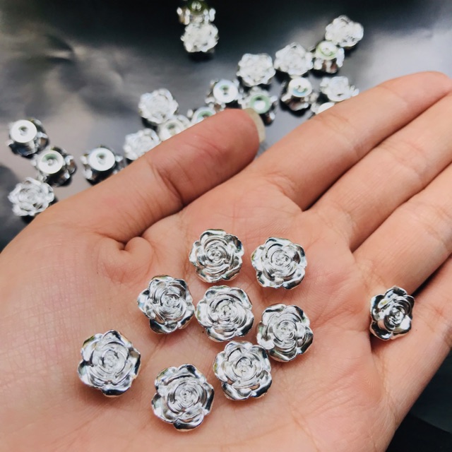 Silver Rose Resin 12mm isi 10pcs Bunga mawar Silver Bahan Craft