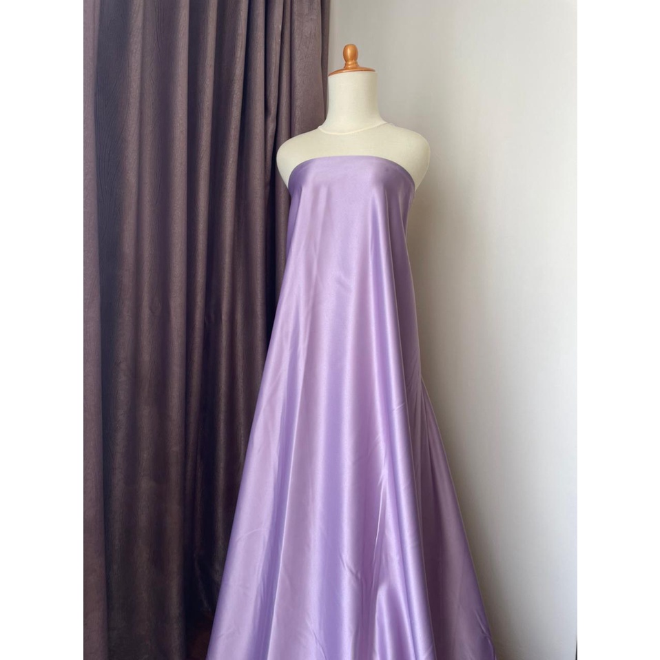 Bahan Kain Satin Saten Bridal Pengantin Duces Dutches Deutchess Deuchesse Meteran Premium Quality Warna Ungu Lilac