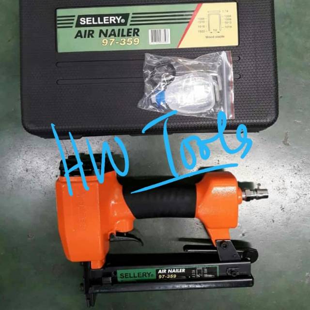 

AIR STAPLES NAILER / MESIN TEMBAK STAPLES ANGIN SELLERY 97-359