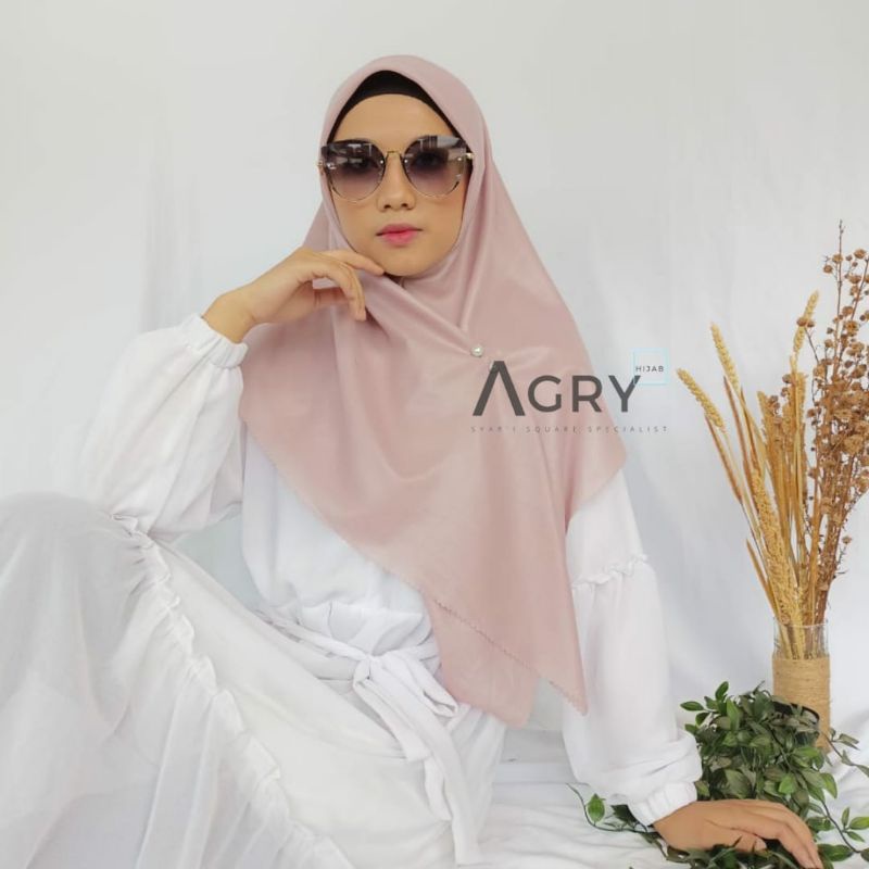 ᴀɢʀʏ Hijab Square Paris Premium Lasercut