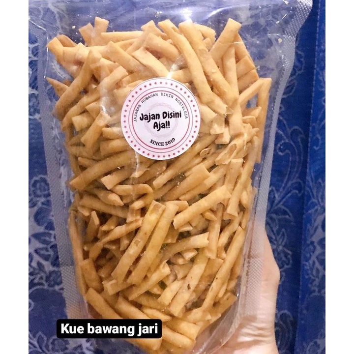

jajanan kue bawang