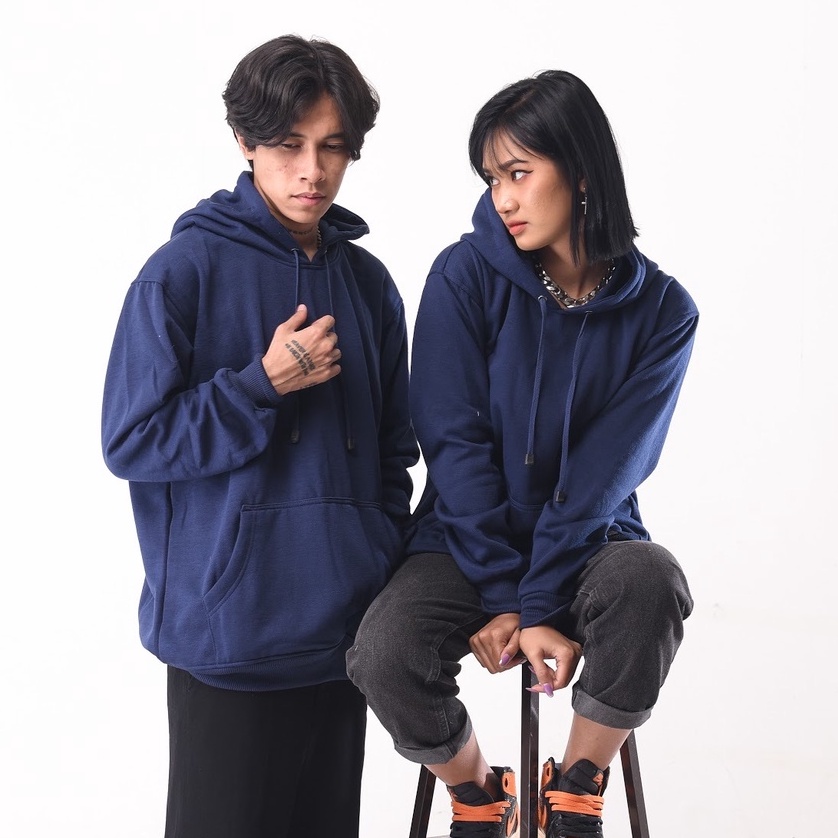 Mcvois Sweater Hoodie Polos Navy Pria Wanita Premium