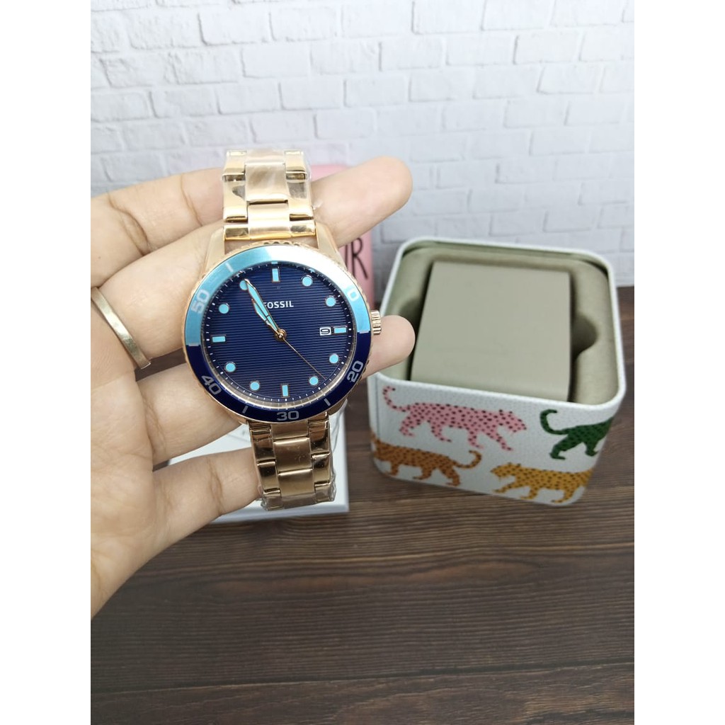 Jam Tangan Fossil Wanita Dayle Three-Hand Date Rose Gold-Tone BQ3599