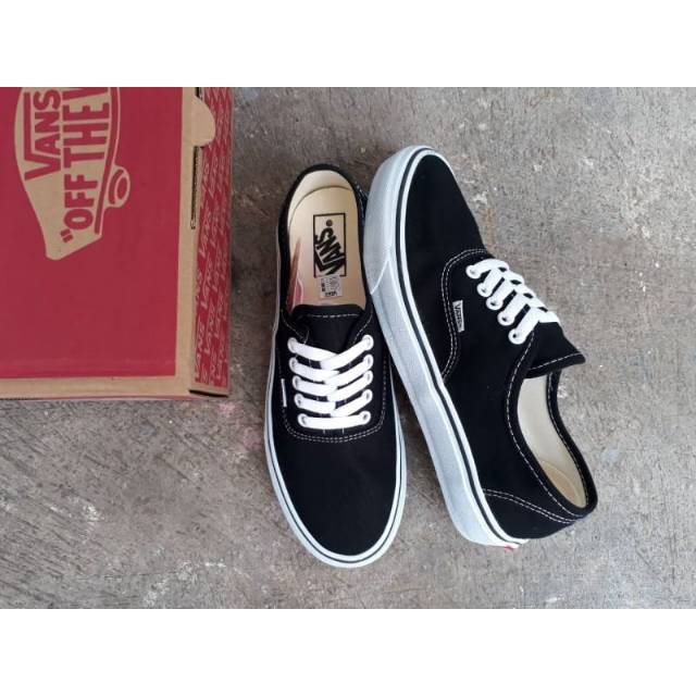 VANS AUTHENTIC CLASSIC BLACK WHITE UNISEX SEPATU VANS PREMIUM BNIB MADE IN CHINA WAFFLE DT