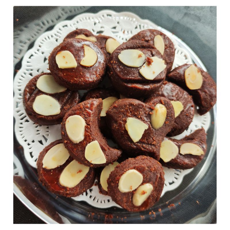 

KUE KERING CHOCO ALMOND/ Chocolate Almond Cookies