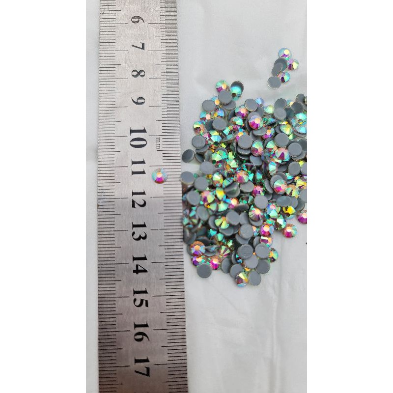 SWAROVSKI GOSOK SUPER SIZE SS20 per 144pcs