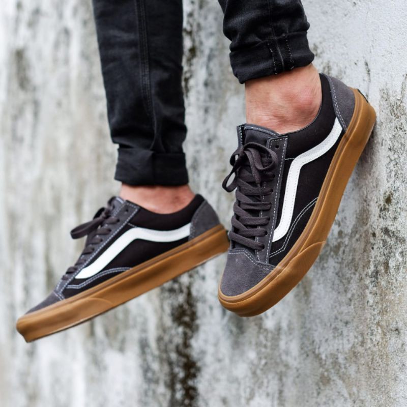 vans obsidian black gum