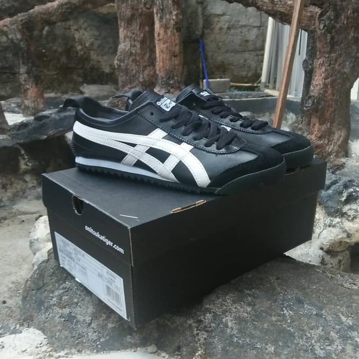 Sepatu Asics Onitsuka Tiger Black White Premium Original BNIB
