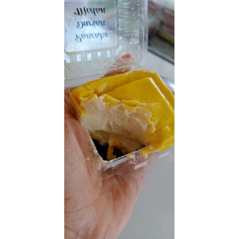 

pancake durian non cream
