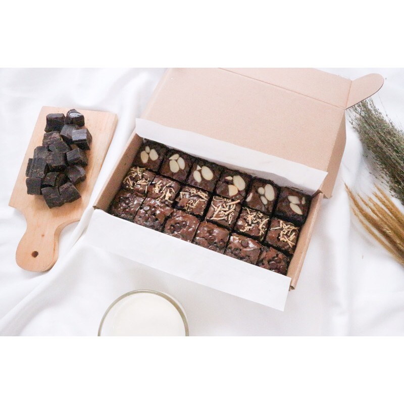 

fudgy brownies (20x10cm) | mohon baca deskripsi