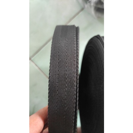 Bisban webbing motif Garis