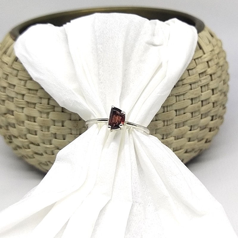 Cincin Ring Perak Silver Bali Asli 925 Korea Style Polos Midi Simple Merah Garnet Wanita Keren Elega