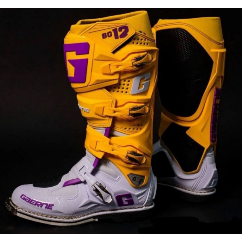 SEPATU GAERNE SG12 LE 2021 WHITE GOLD PURPLE