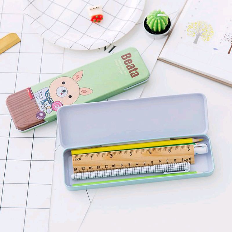 

Kotak pensil kartun