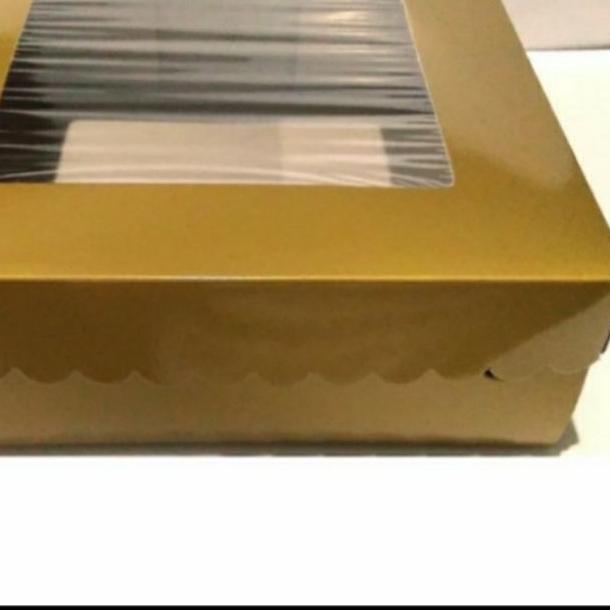 

➬ box kue/dus kue uk 25x25x10 emas BOX KUE DUS KUE UK 25X25@5pcs ✷