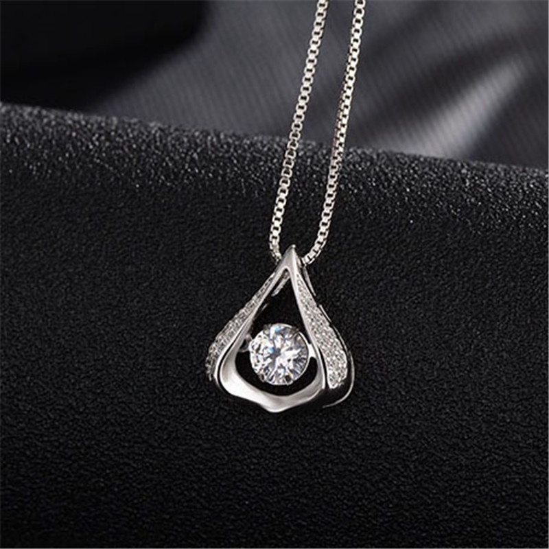 [Ready Stock]Fashion Heart-Shaped Water Drop Plated 925 Silver Necklace Pendant