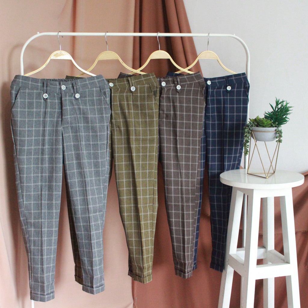 Celana  Baggy  Motif Kotak Hanako Tartan 21 Shopee  