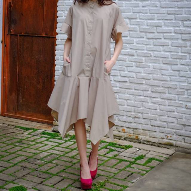THE BRIGITTE DRESS NONA.IND PRELOVED