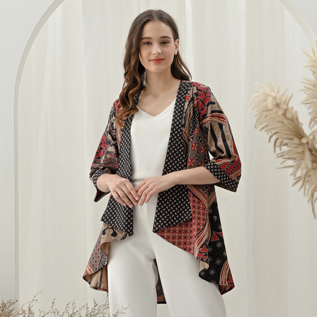 Metis - Blitar / Blazer Batik Wanita