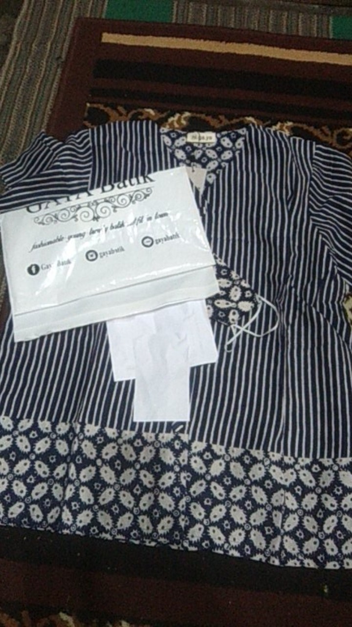 Bessy Top | Nigaya Batik | Blus Batik Wanita | Batik Wanita Lengan Pendek | Baju Batik Wanita Kerja